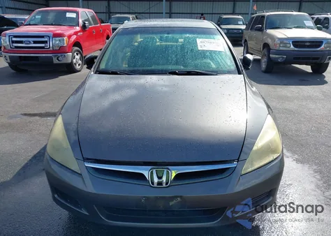 2006 Honda Accord 3.0 Ex z USA, uszkodzony, nr VIN 1HGCM66866A019285